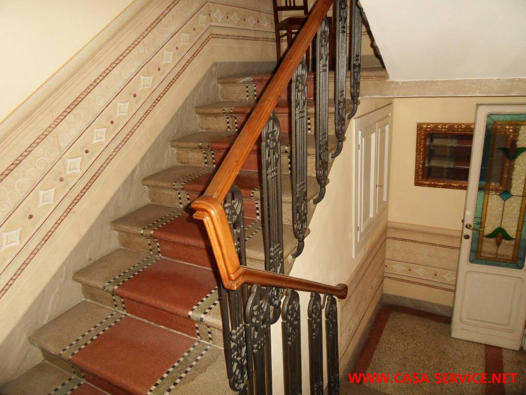 Casa indipendente a Montevarchi in Via Dante Alighieri - Foto 3