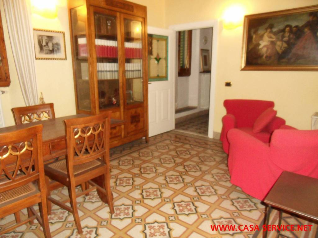Casa indipendente a Montevarchi in Via Dante Alighieri - Foto 4