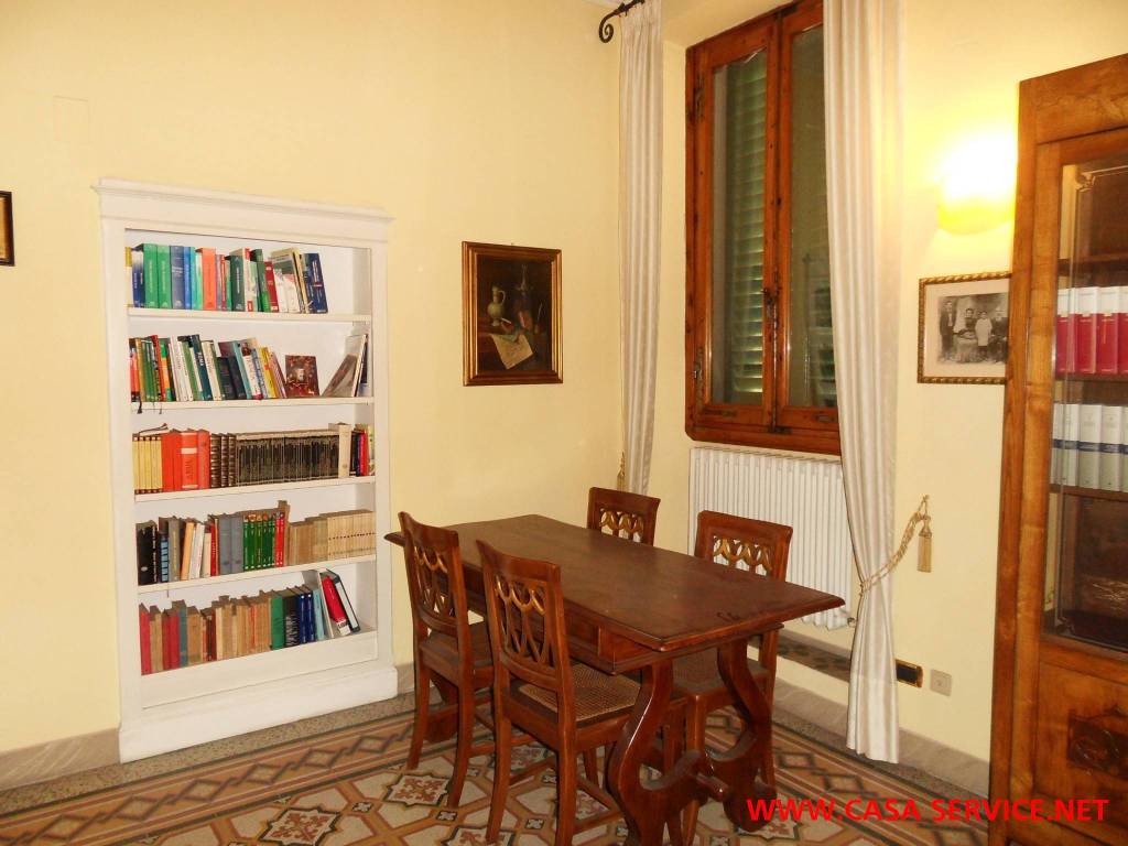 Casa indipendente a Montevarchi in Via Dante Alighieri - Foto 5