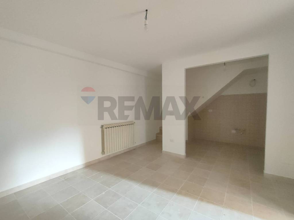 Casa indipendente a Caporciano in Via Rua Cona, 26 - Foto 3