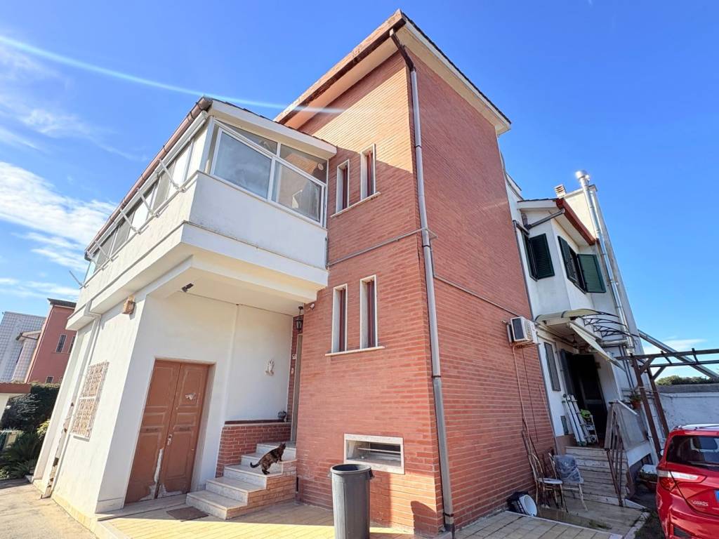 Villa a Bari in VIA GENTILE, 108 - Foto 3