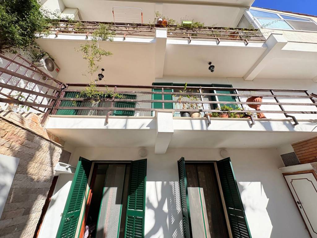 Villa a Bari in VIA GENTILE, 108 - Foto 4