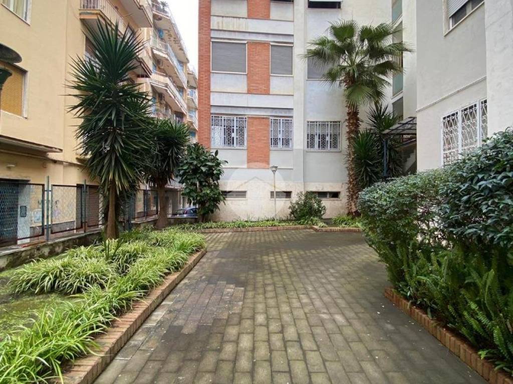 Appartamento a Torre del greco in Via Maresca, 22 - Foto 2