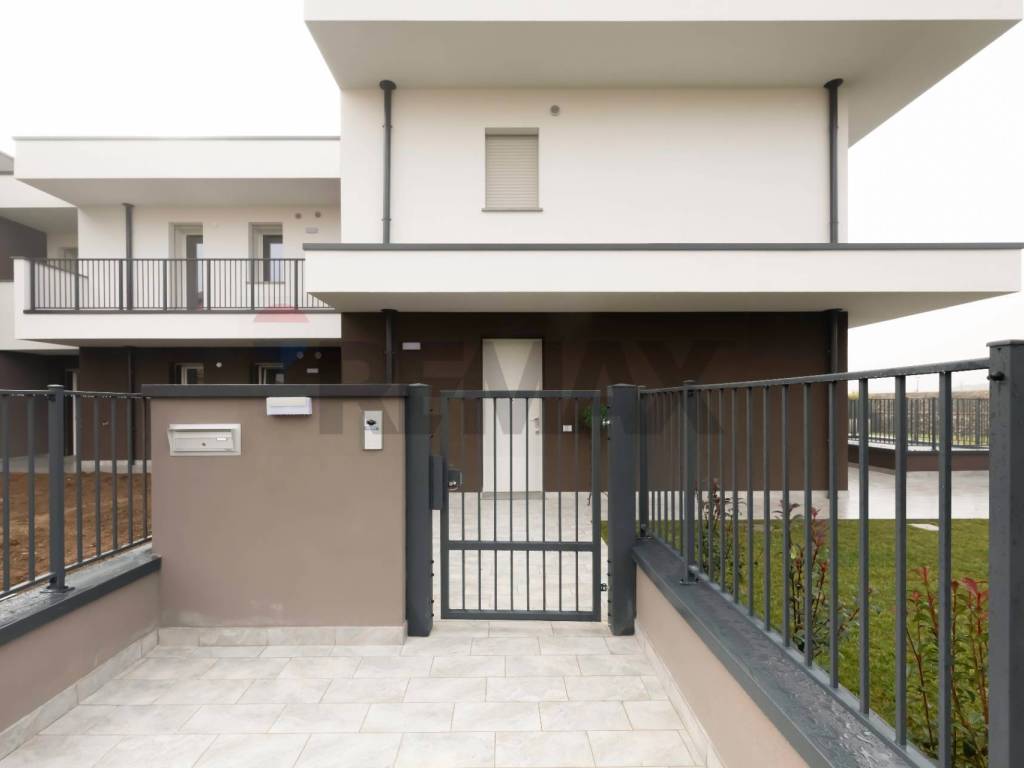 Villa a Bonate sotto in VIA PALMA IL VECCHIO - Foto 2