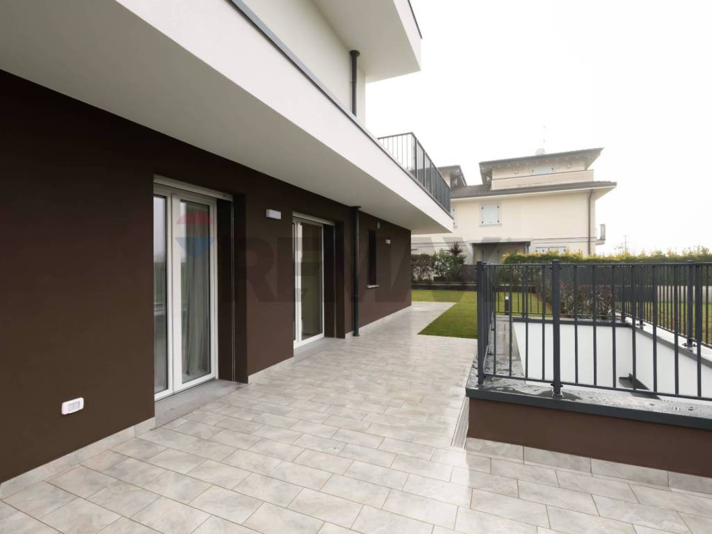 Villa a Bonate sotto in VIA PALMA IL VECCHIO - Foto 5