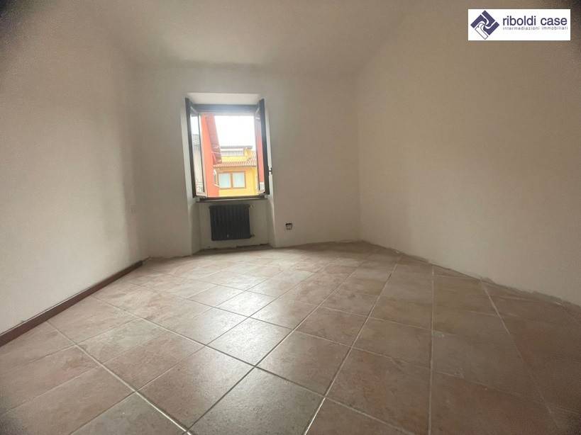 Appartamento a Barzanò in VIA RISORGIMENTO - Foto 5