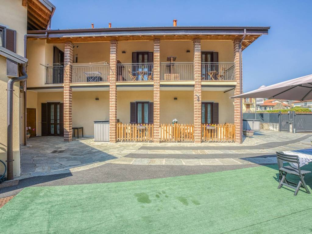 Villa a Varese in Via Francesco Daverio, 67 - Foto 3