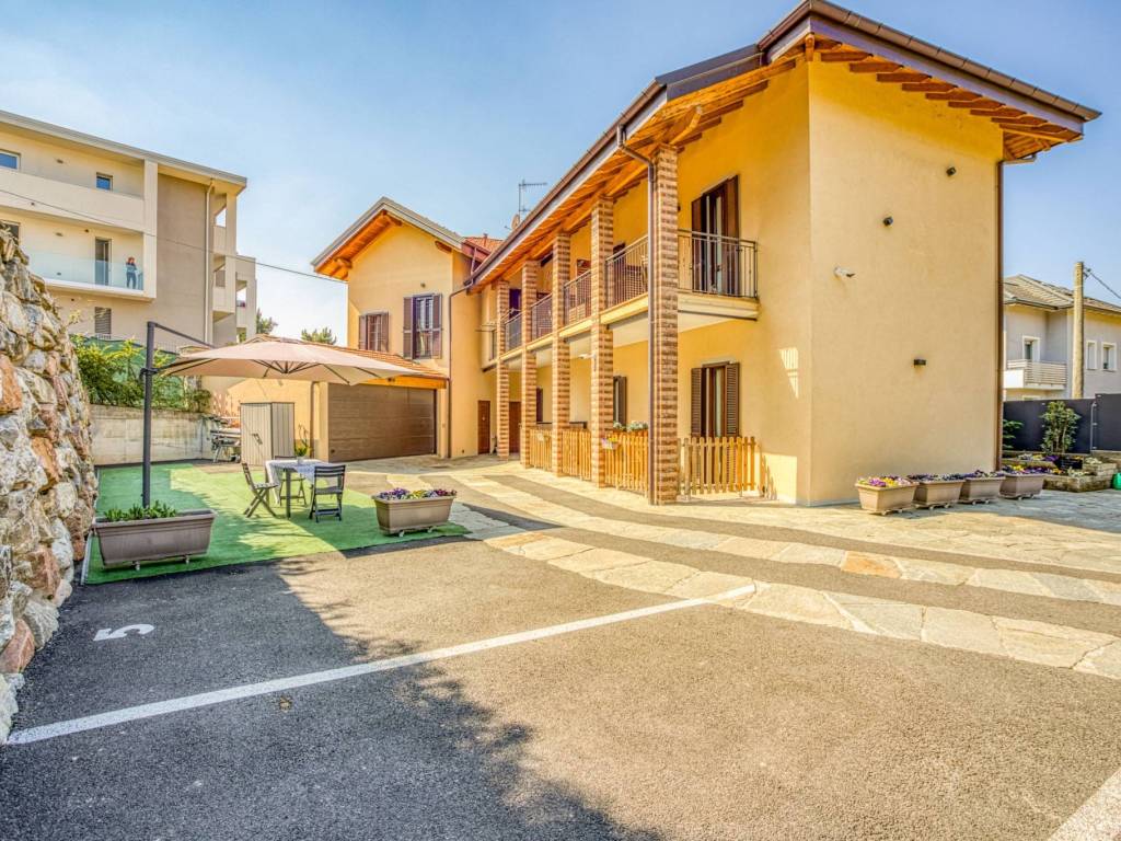 Villa a Varese in Via Francesco Daverio, 67 - Foto 4