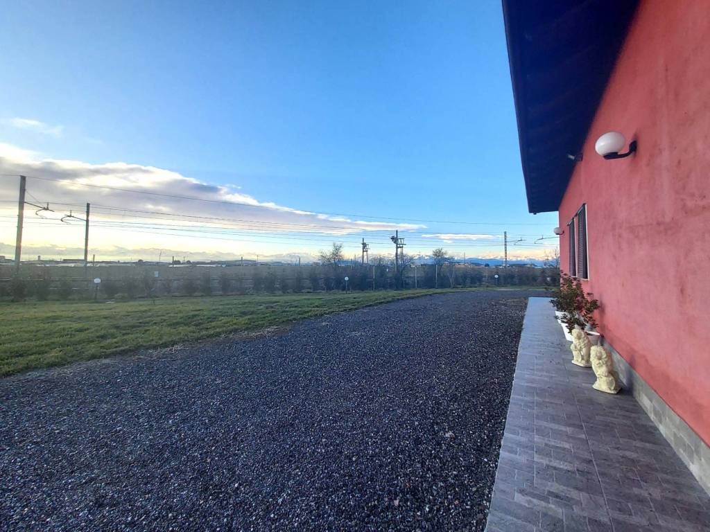 Villa a Carmagnola in Via della Guardia - Foto 3