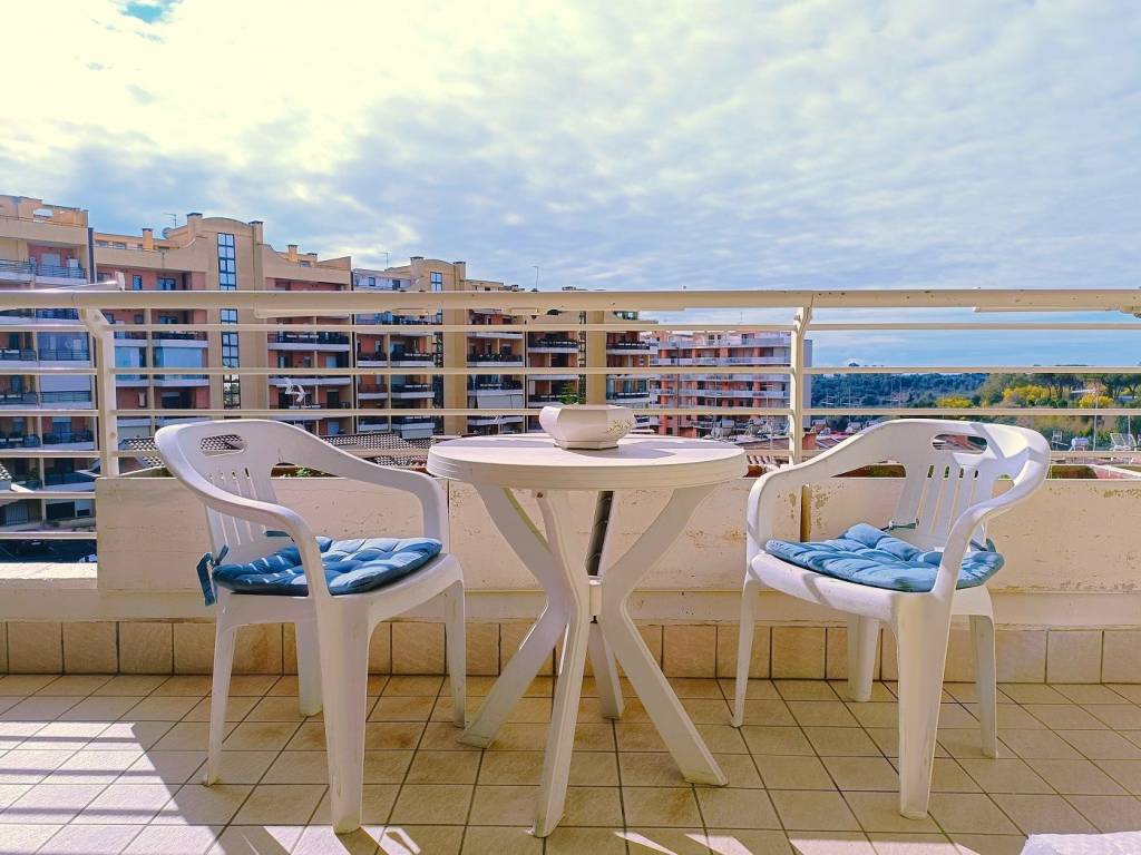 Appartamento a Pomezia in Via Augusto Imperatore, 34 - Foto 4