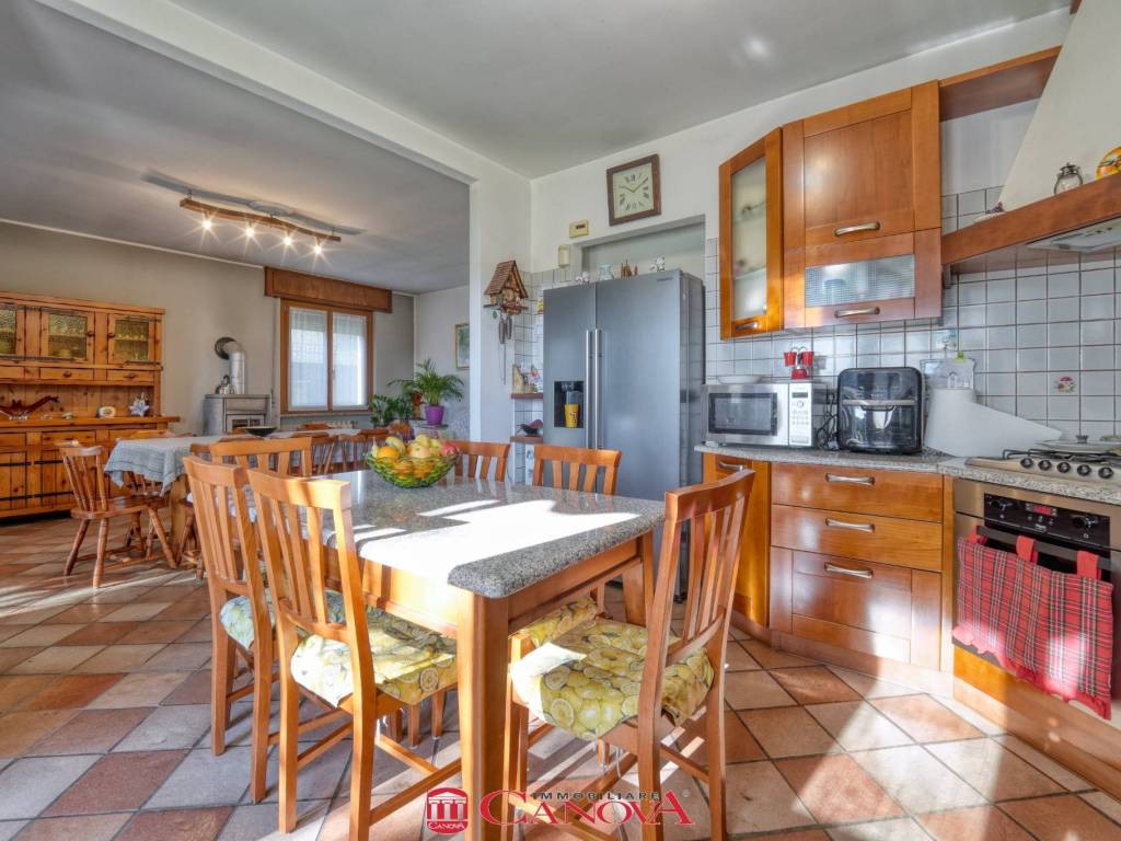 Appartamento a Veniano in Via Monte Rubiano - Foto 2