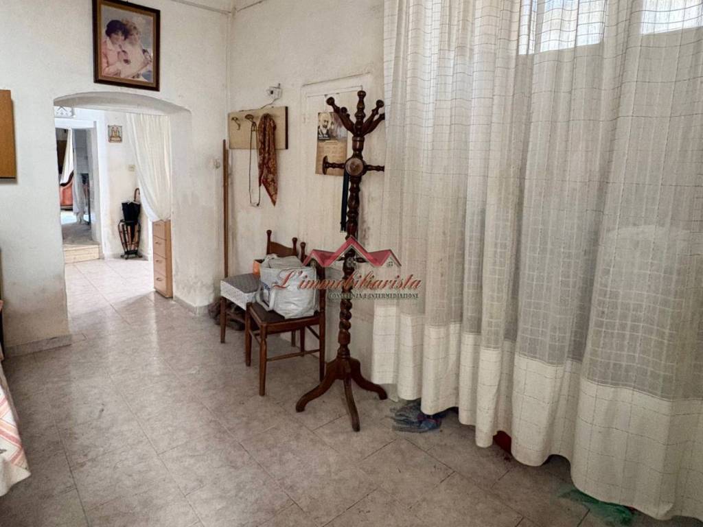 Casa indipendente a Modugno in Via Fradeodato Capitaneo - Foto 5