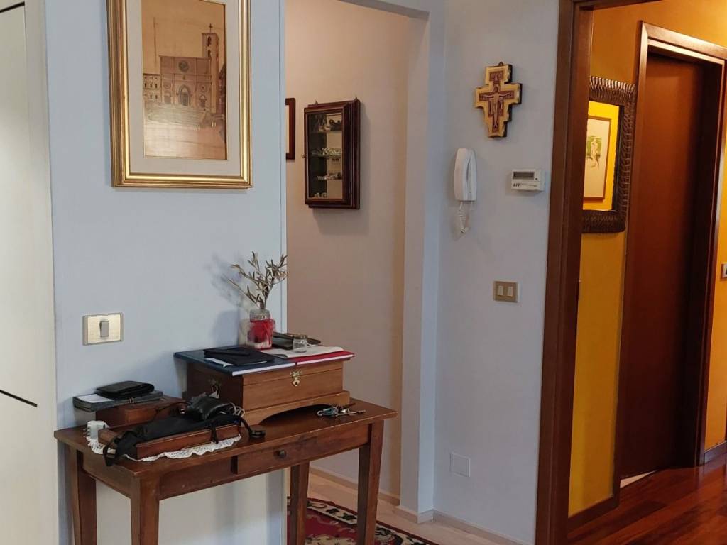 Attico / mansarda a Passignano sul trasimeno in Via Gismè Ricci - Foto 3