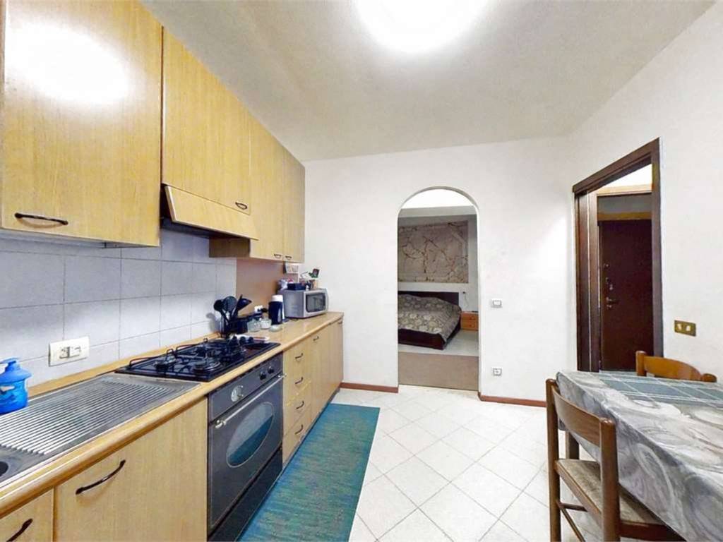 Appartamento a Varese in Via Vespucci - Foto 2