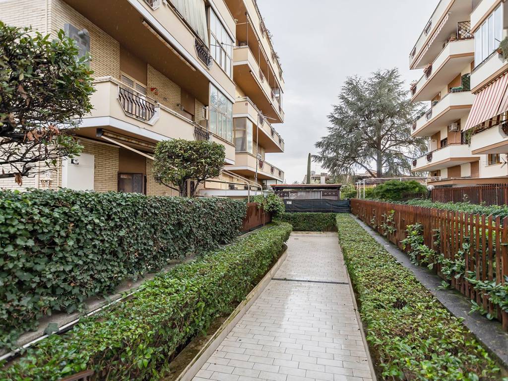 Appartamento a Guidonia montecelio in Via Monte Grappa, 20 - Foto 2