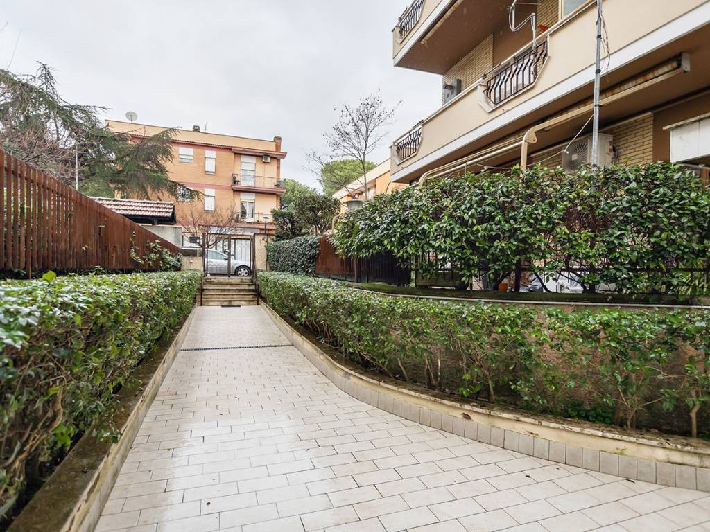 Appartamento a Guidonia montecelio in Via Monte Grappa, 20 - Foto 3