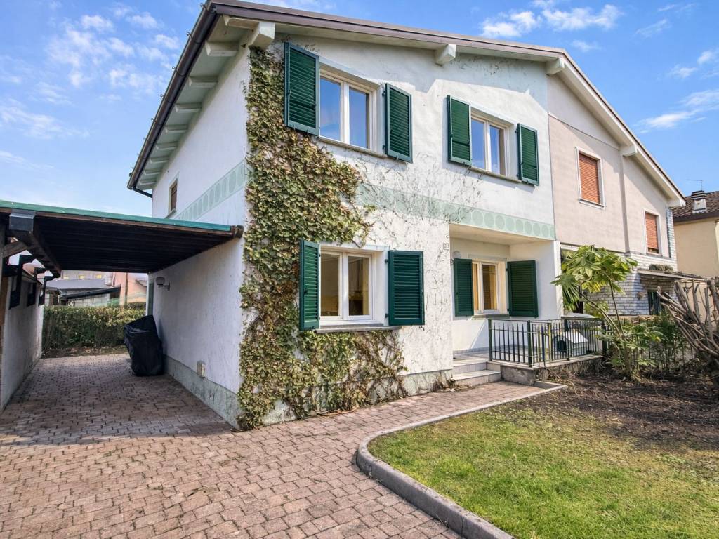 Villa a Brescia in Villaggio Prealpino Via 3 - Foto 2