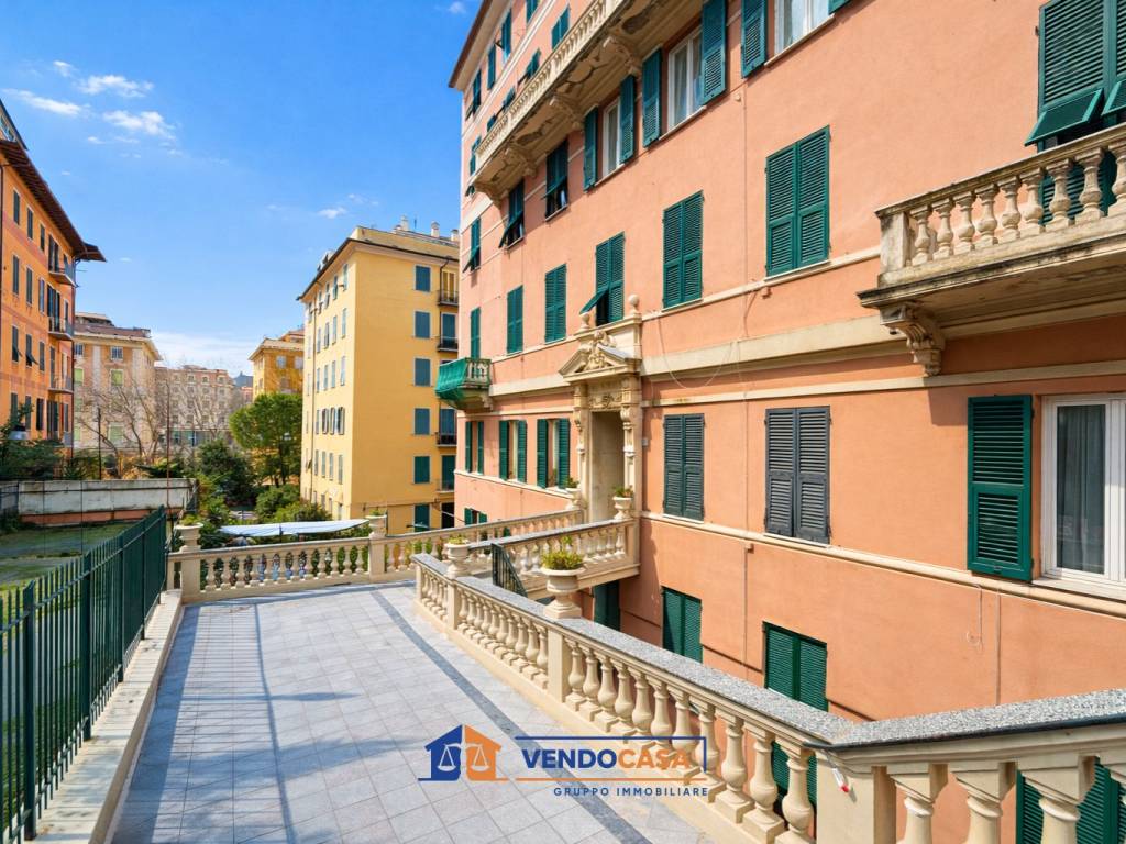 Appartamento a Genova in Salita Francesco Vignola, 4 - Foto 2