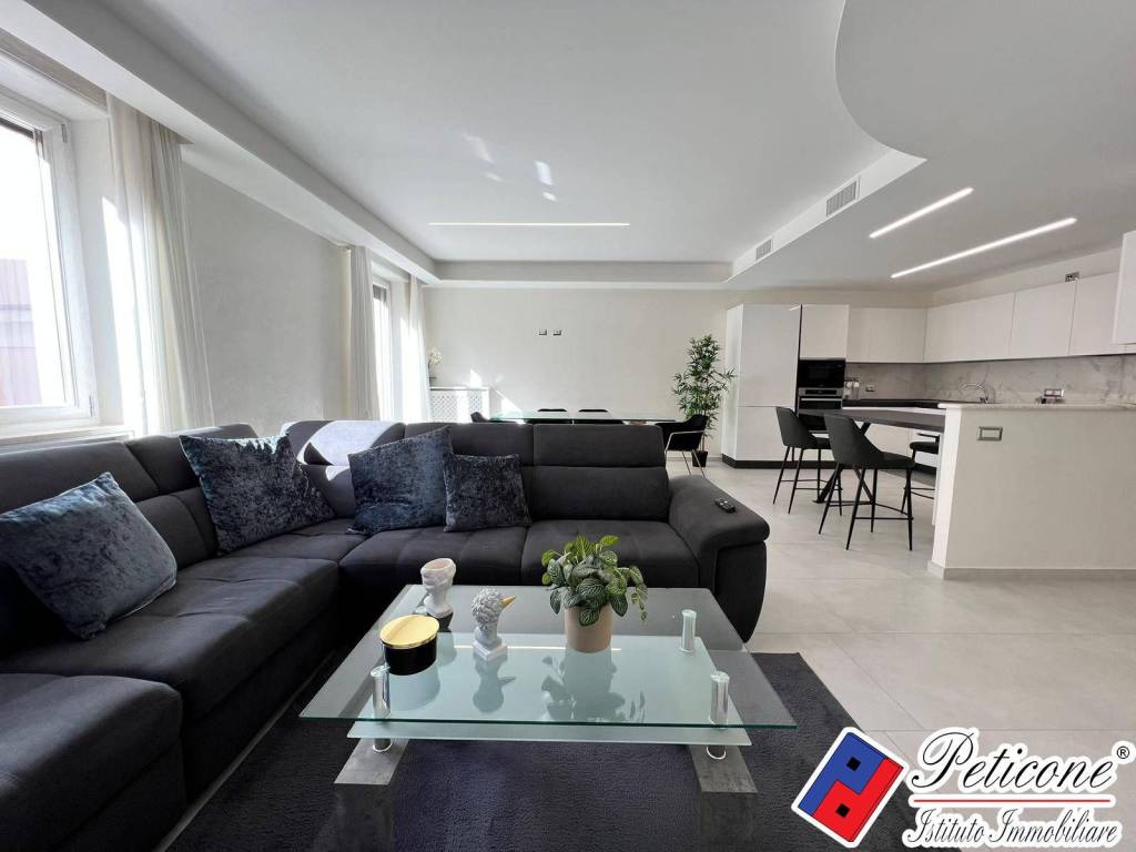 Appartamento a Fondi in CORSO APPIO CLAUDIO - Foto 2