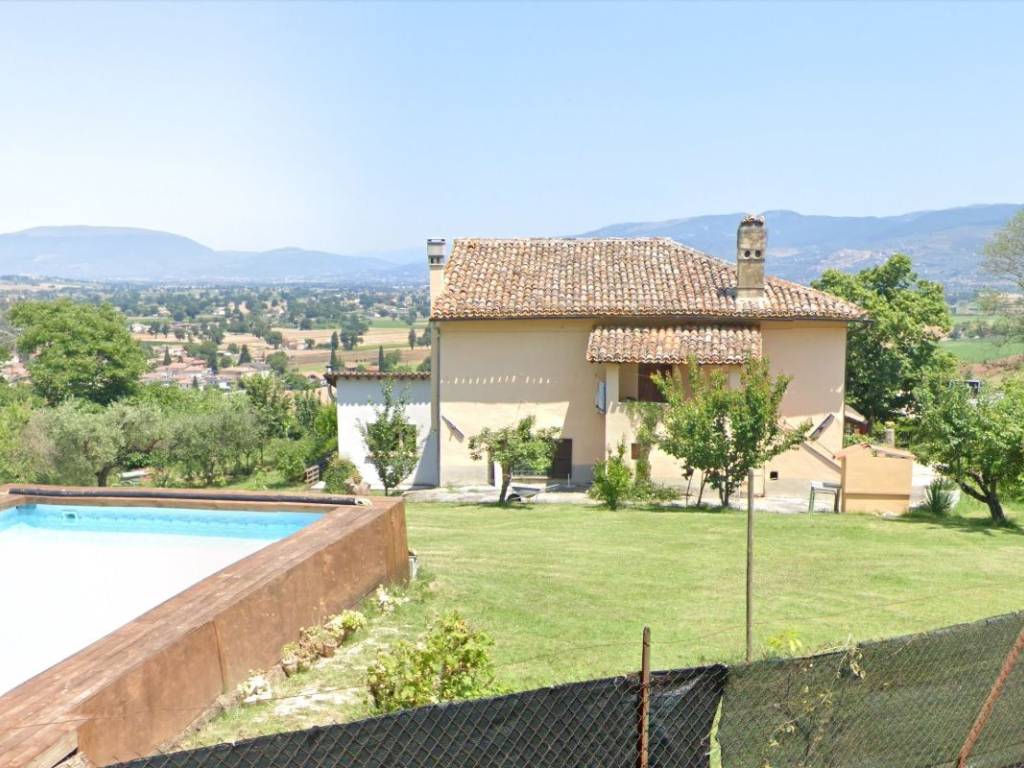 Rustico / casale a Spoleto in Strada Petrognano - Foto 3