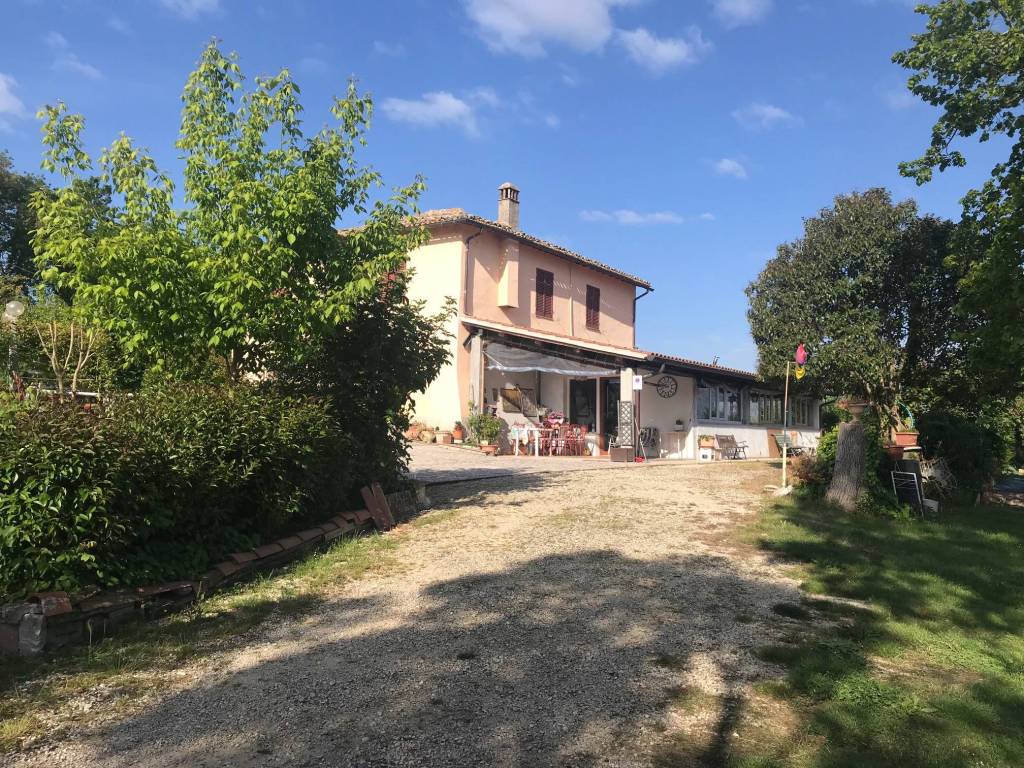 Rustico / casale a Spoleto in Strada Petrognano - Foto 4