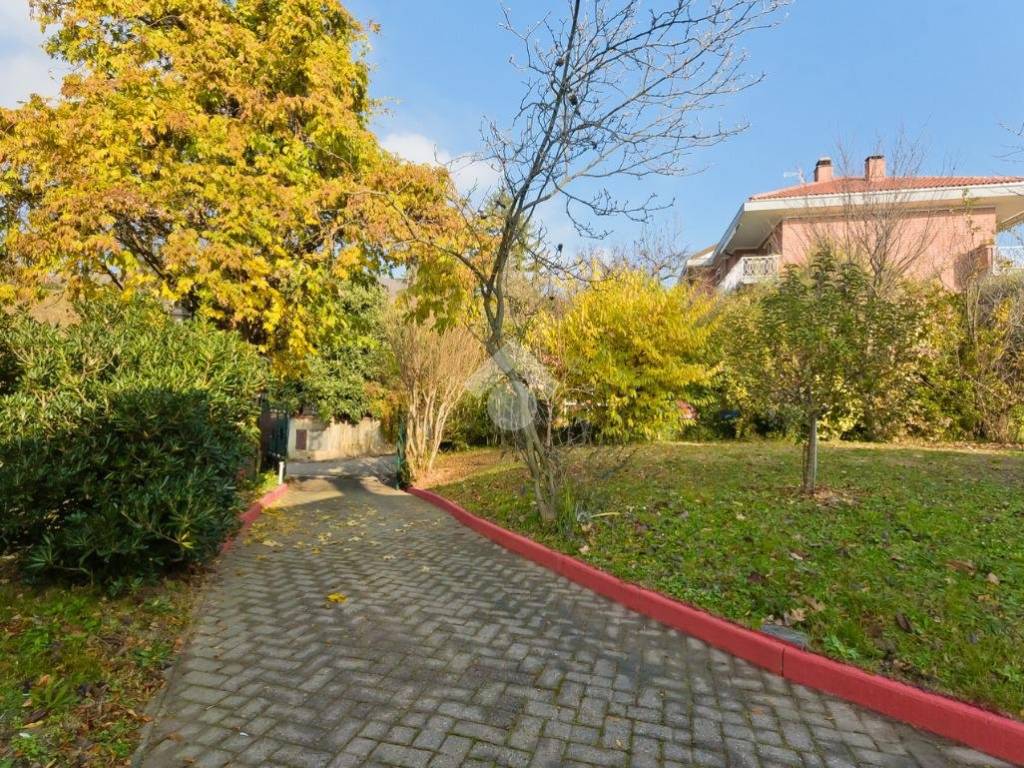 Villa a Pecetto torinese in Strada Eremo, 8 - Foto 3