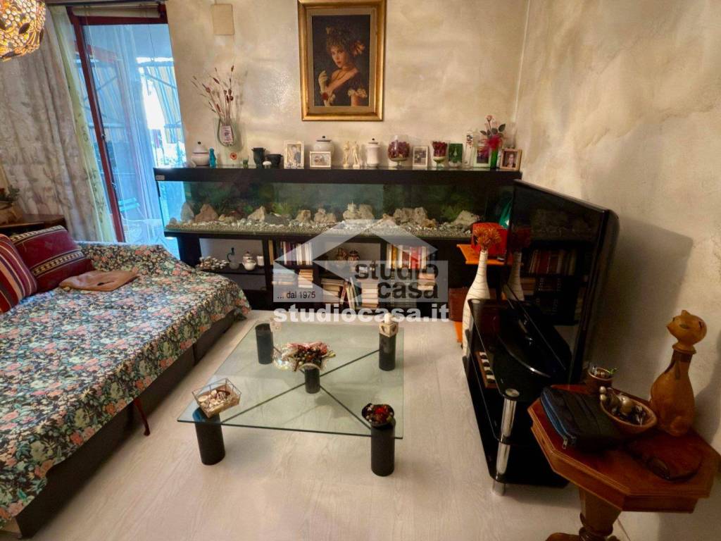 Appartamento a Melzo in VIA CARDUCCI - Foto 2