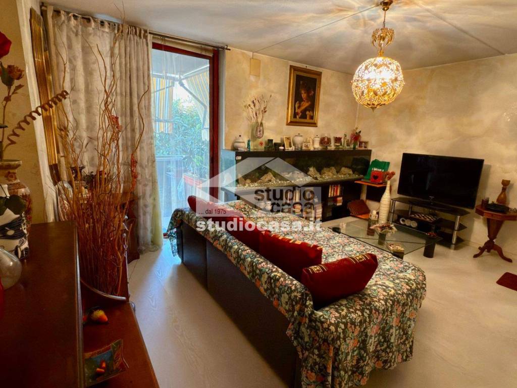 Appartamento a Melzo in VIA CARDUCCI - Foto 5