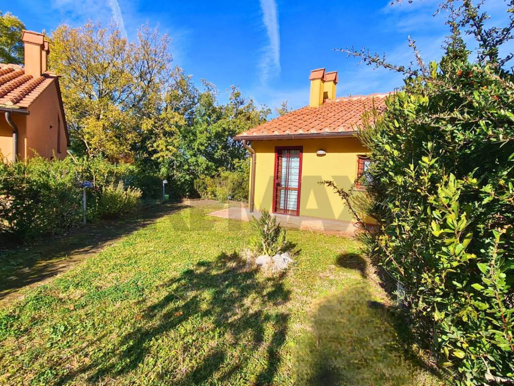 Villa a Gambassi terme in Loc. Fungaia/Salceta - Foto 3