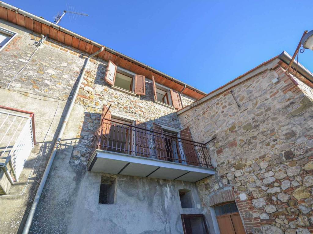 Appartamento a Fabro in Via Piave 8 - Foto 2
