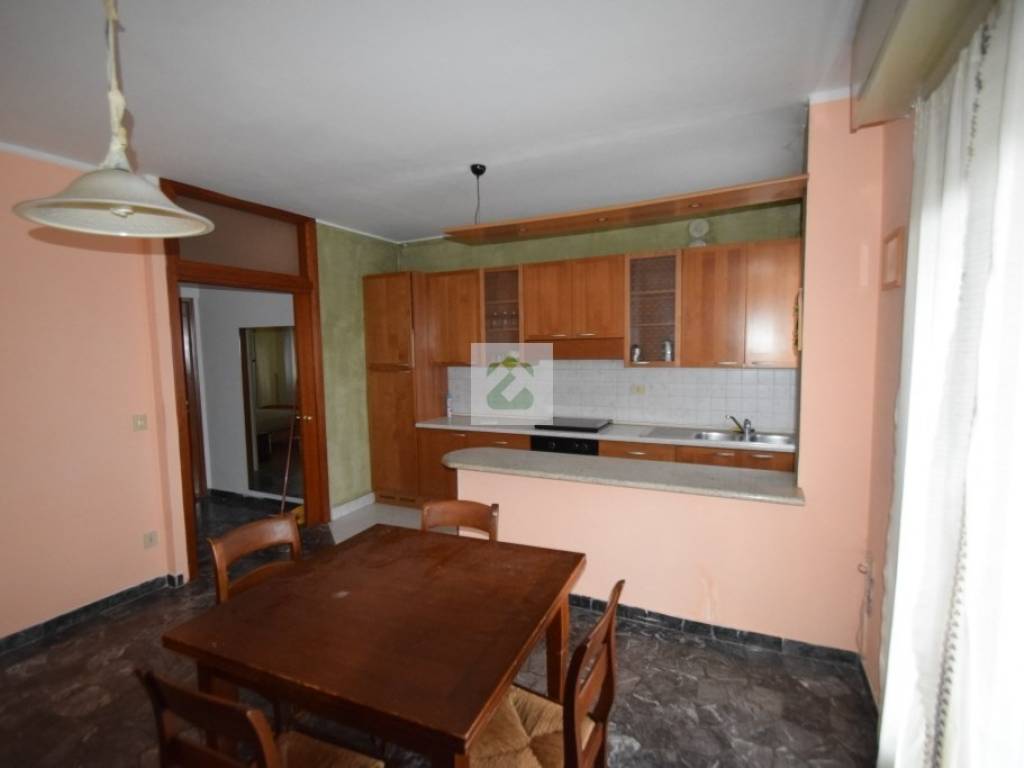 Appartamento a Schio in VIA CAPITANO SELLA, 36 - Foto 2