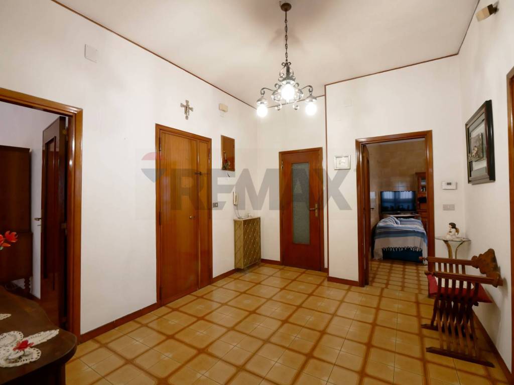Appartamento a Bari in Traversa Al 282 A. De Gasperi, 9 - Foto 5