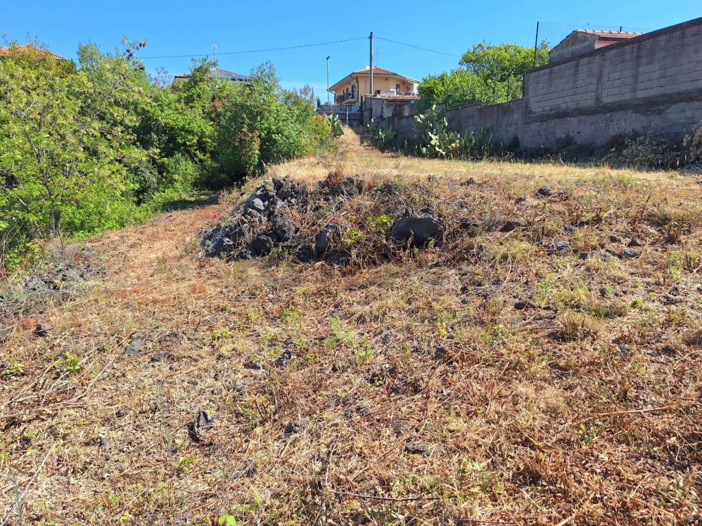 Terreno a Mascalucia in Via Catanzaro - Foto 2