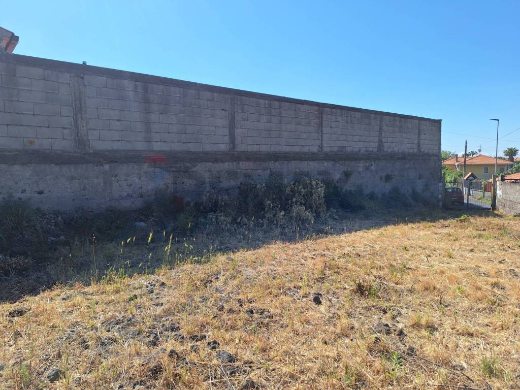Terreno a Mascalucia in Via Catanzaro - Foto 3