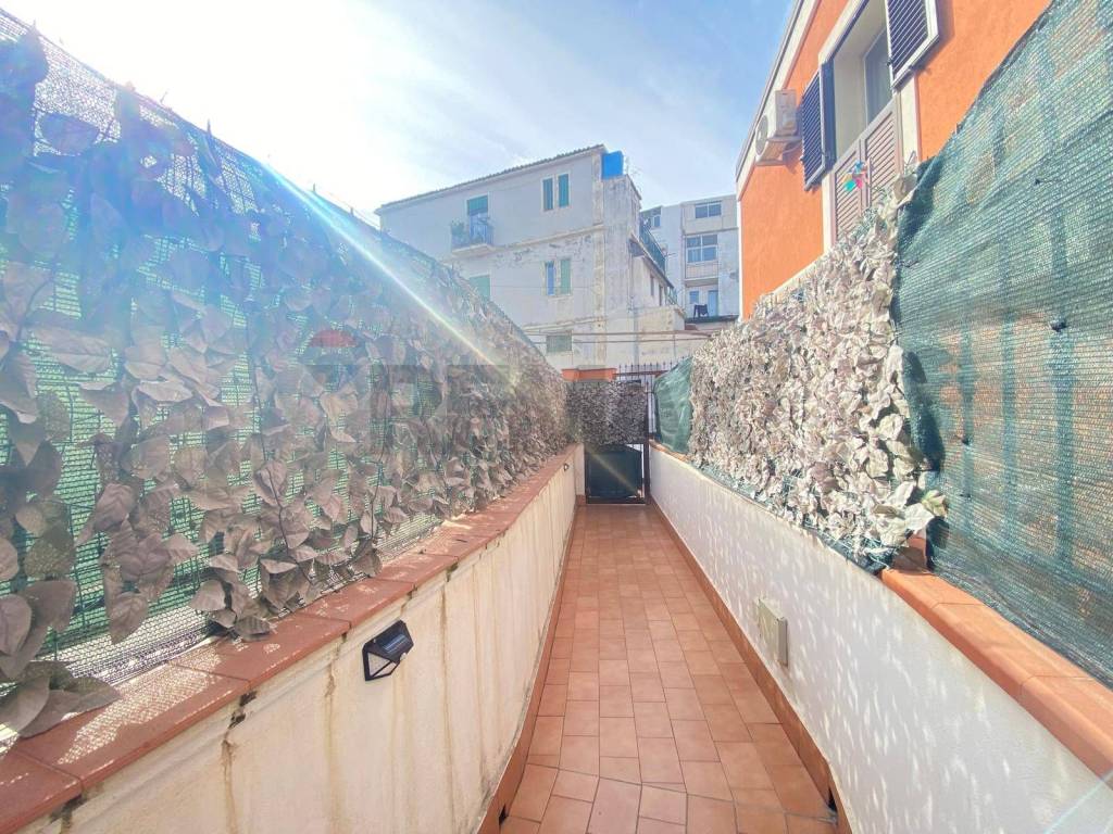 Appartamento a Catania in Via Jacopo Lo Verde, 18 - Foto 4