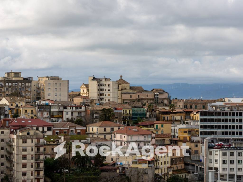 Appartamento a Catanzaro in Via Eugenio de Riso, 77 - Foto 4