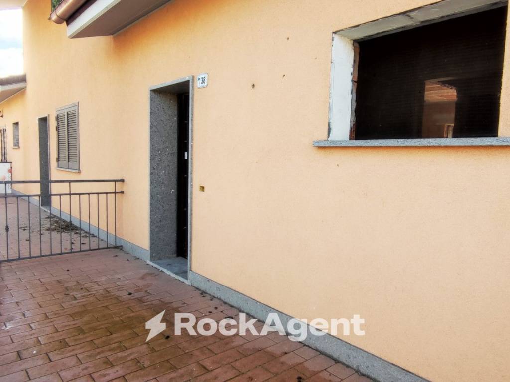 Appartamento a Vetralla in Viale Eugenio IV, 136 - Foto 2