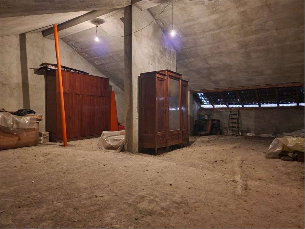 Appartamento a Borgomanero in VIA DON BOSCO - Foto 5