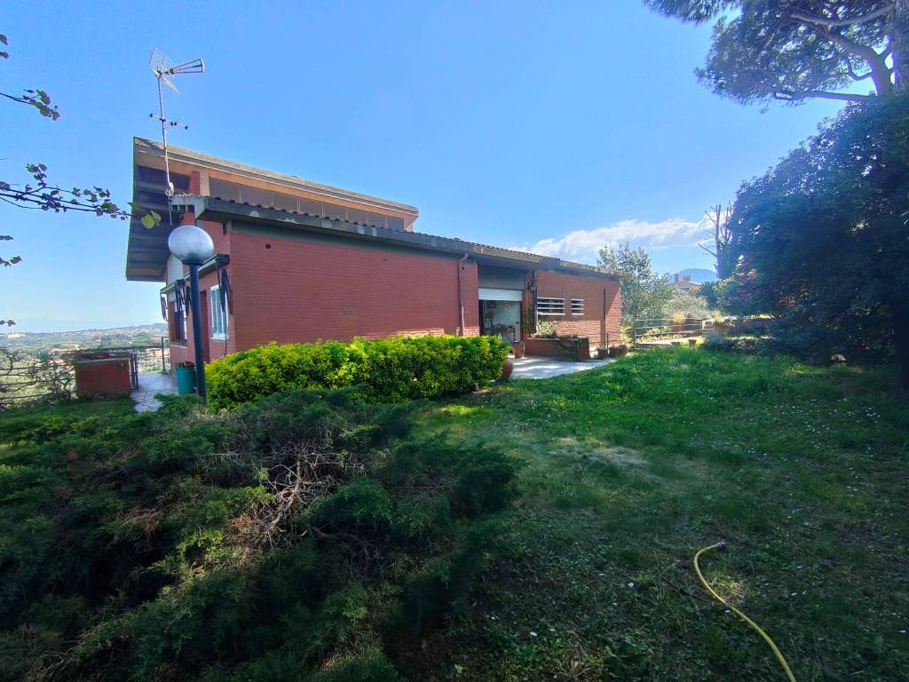 Villa a Marino in Via Guglielmo Marconi - Foto 3