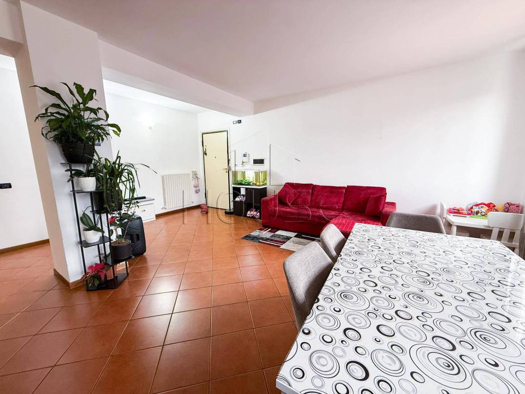 Appartamento a Città di castello in Via Scipione Lapi, Città di Castello, Perugia, Umbria, 06012, Italia - Foto 2