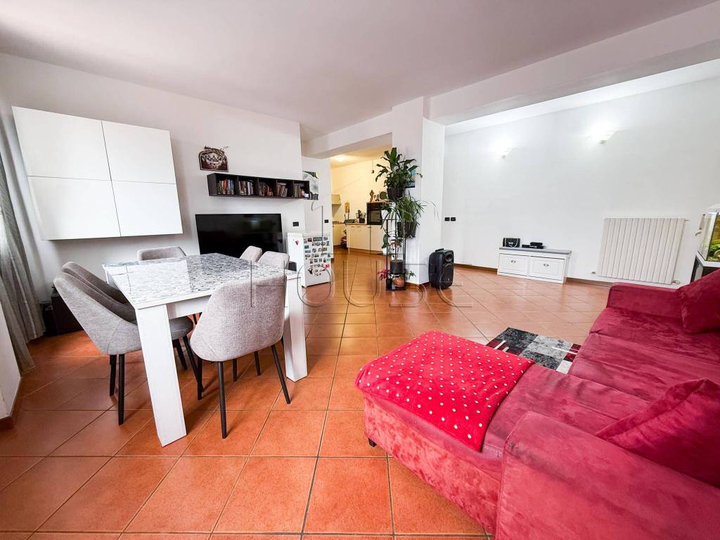 Appartamento a Città di castello in Via Scipione Lapi, Città di Castello, Perugia, Umbria, 06012, Italia - Foto 4