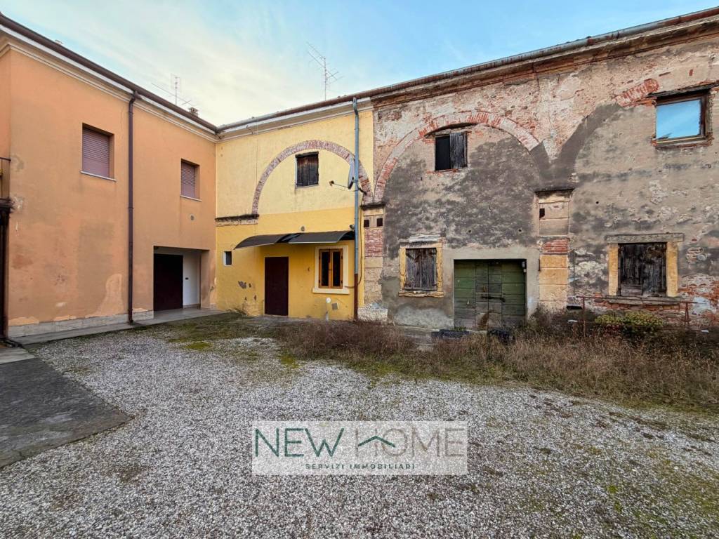 Villetta a schiera a Verona in Via Scuderlando 323 - Foto 2