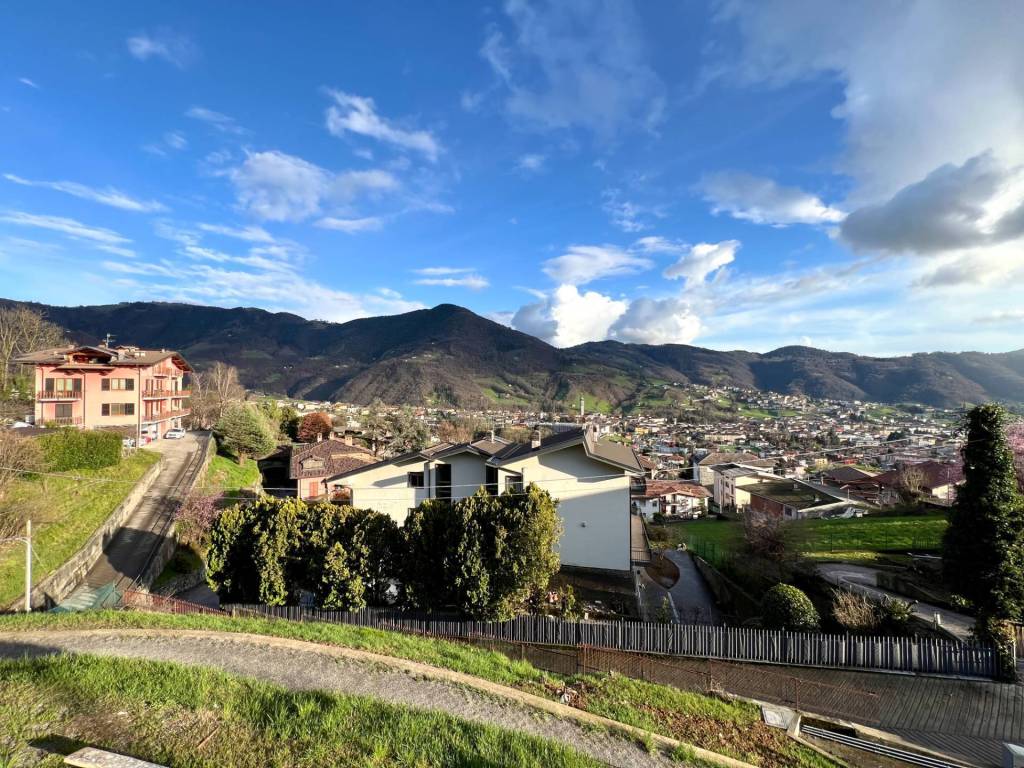 Appartamento a Gandino in Via Monte Farno - Foto 5