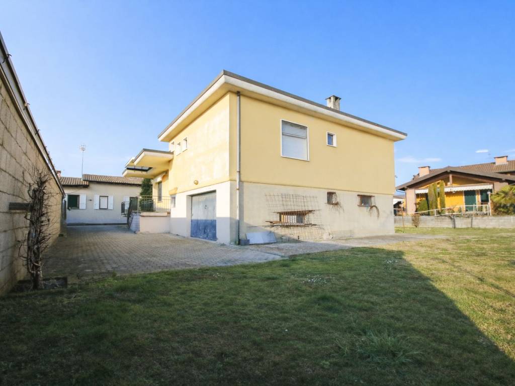 Villa a Sergnano in Via Binengo - Foto 2