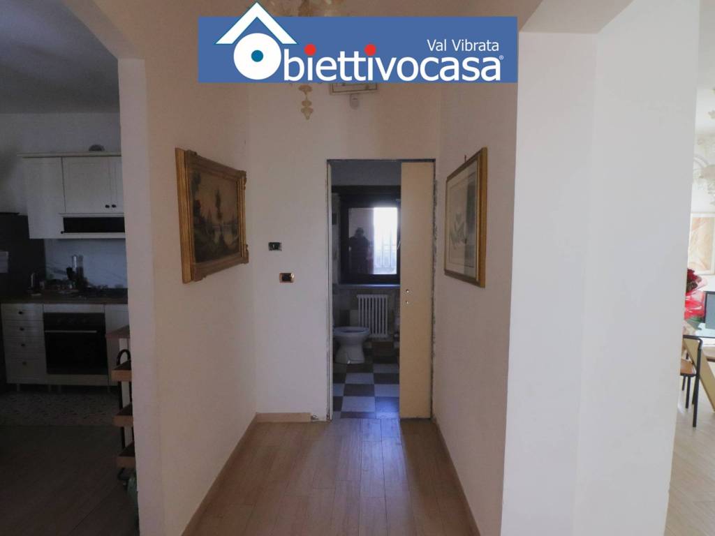 Villa a Sant'egidio alla vibrata in Via Piemonte, 8 - Foto 4