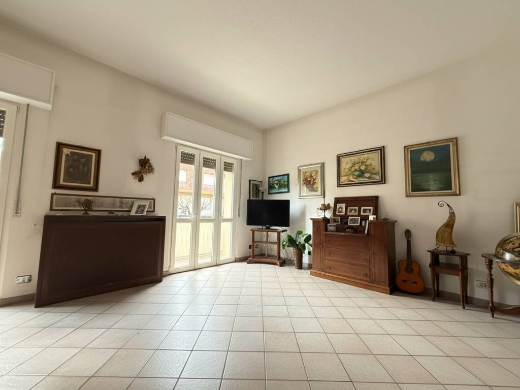 Appartamento a Lodi in Via Lago di Garda - Foto 2