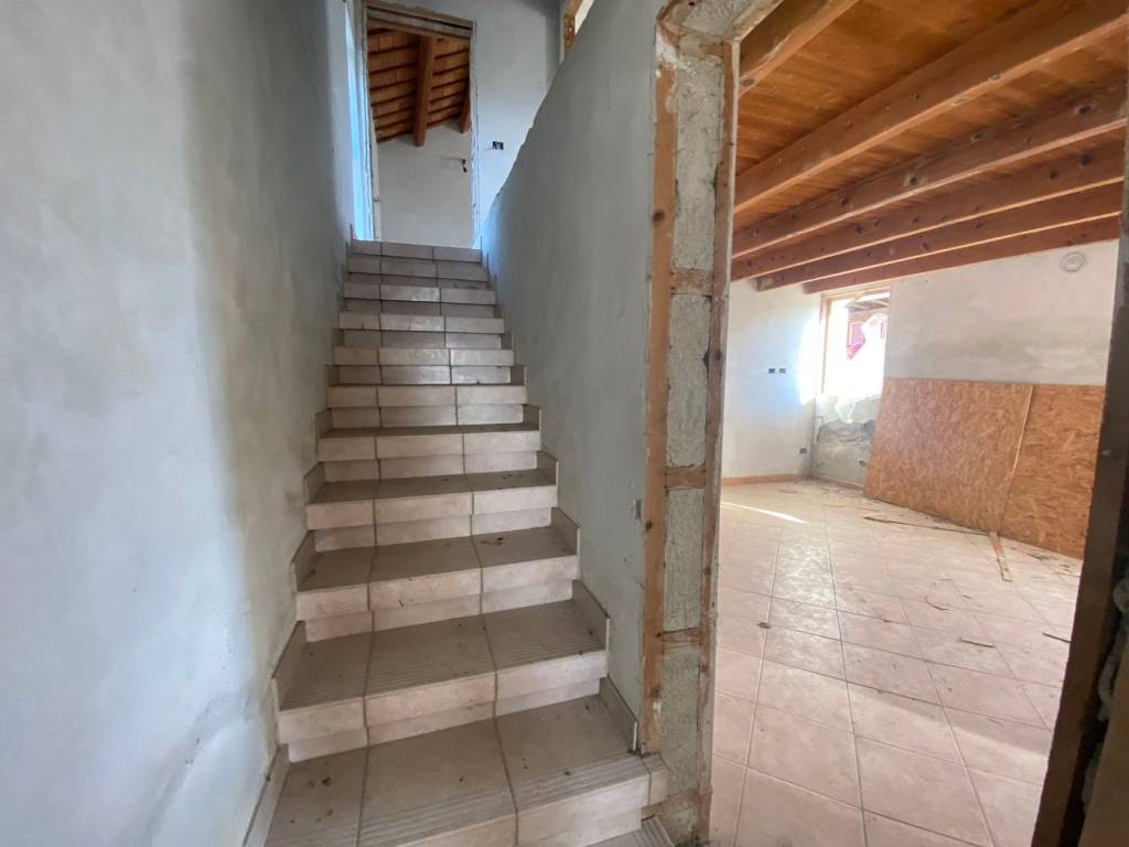 Casa indipendente a Canda in Via Gorghi, SNC - Foto 4