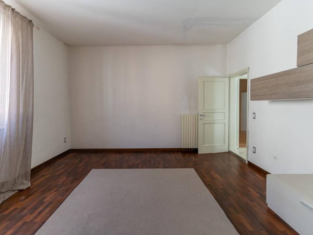 Casa indipendente a Capraia e limite in Piazza Vittorio Veneto, , 50050 - Foto 4