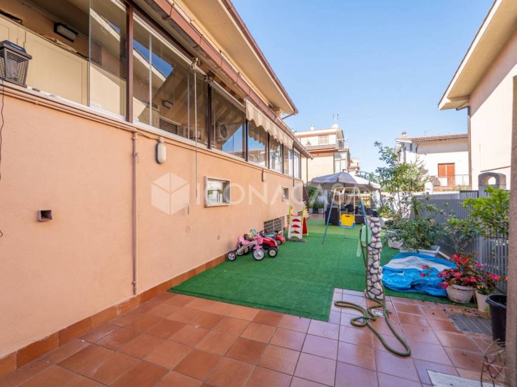 Appartamento a Ciampino in Via Pasquale Edo - Foto 2