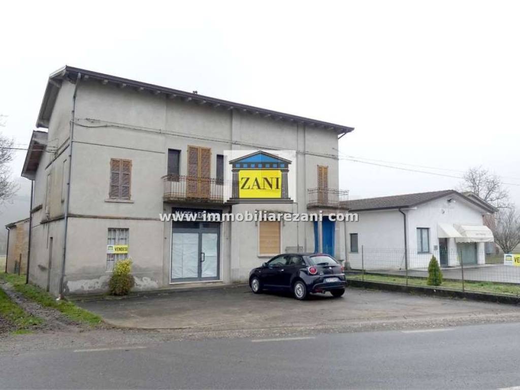 Palazzo / stabile a Vernasca in Via Bacedasco Basso, 2 - Foto 4